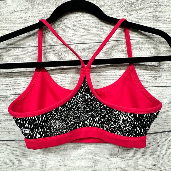 Fabletics Reversible Sports Bra - Picture 4 of 9